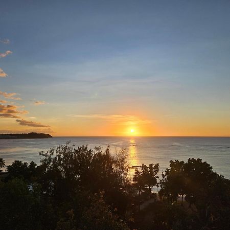 Guam Reef Hotel Tumon Extérieur photo
